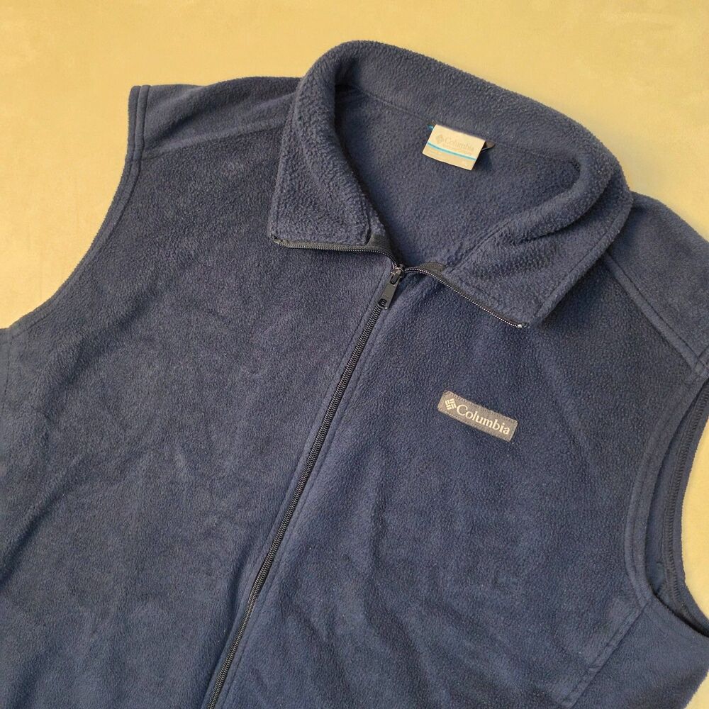 Navy Blue Columbia fleece vest full-zip closure signature white Columbia logo
